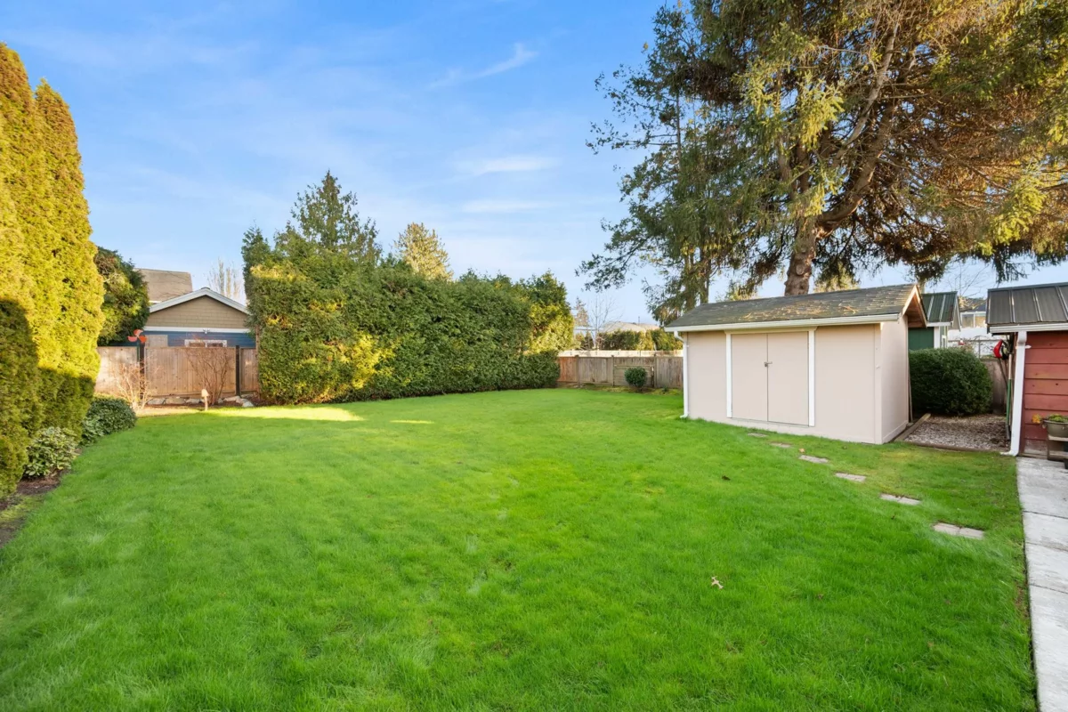Laundry Room Photo of 5118 Cooper Place, Delta, BC