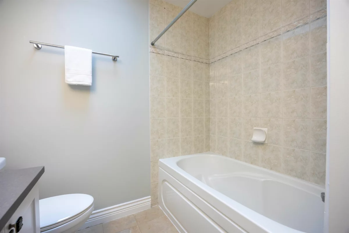 Entry Foyer Photo of 4203 W 14th Avenue, Vancouver, BC