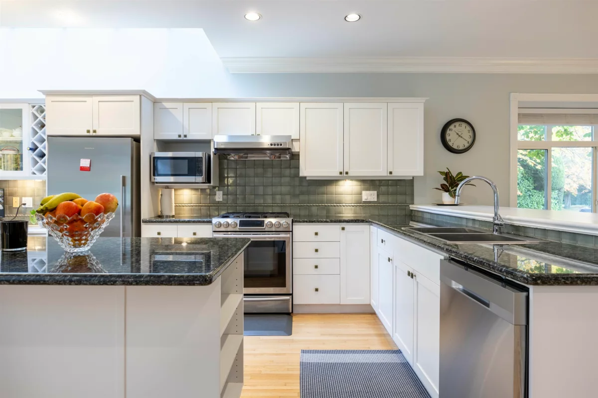 Garden / Landscaping Photo of 4203 W 14th Avenue, Vancouver, BC