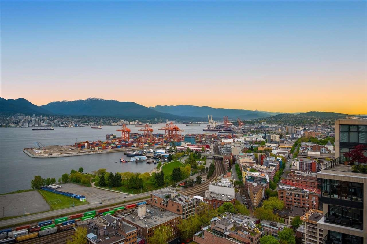Exterior Rear Photo of 3304 128 W Cordova Street, Vancouver, BC