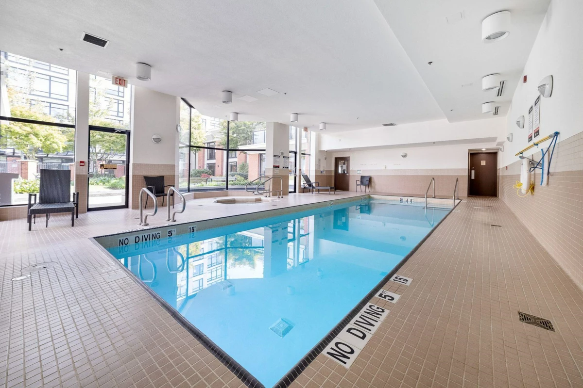 Backyard Photo of 1106 610 Victoria Street, New Westminster, BC