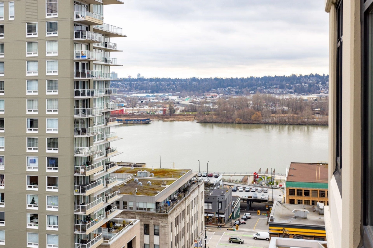 Swimming Pool Photo of 1106 610 Victoria Street, New Westminster, BC