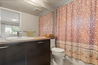 Basement Recreation Room Photo of 129 2233 Mckenzie Road, Abbotsford, BC