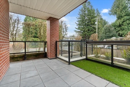 Staircase Photo of 129 2233 Mckenzie Road, Abbotsford, BC
