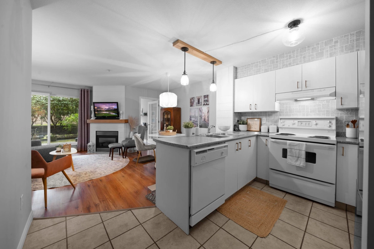 Kitchen Island Photo of 215 6359 198th Street, Langley, BC