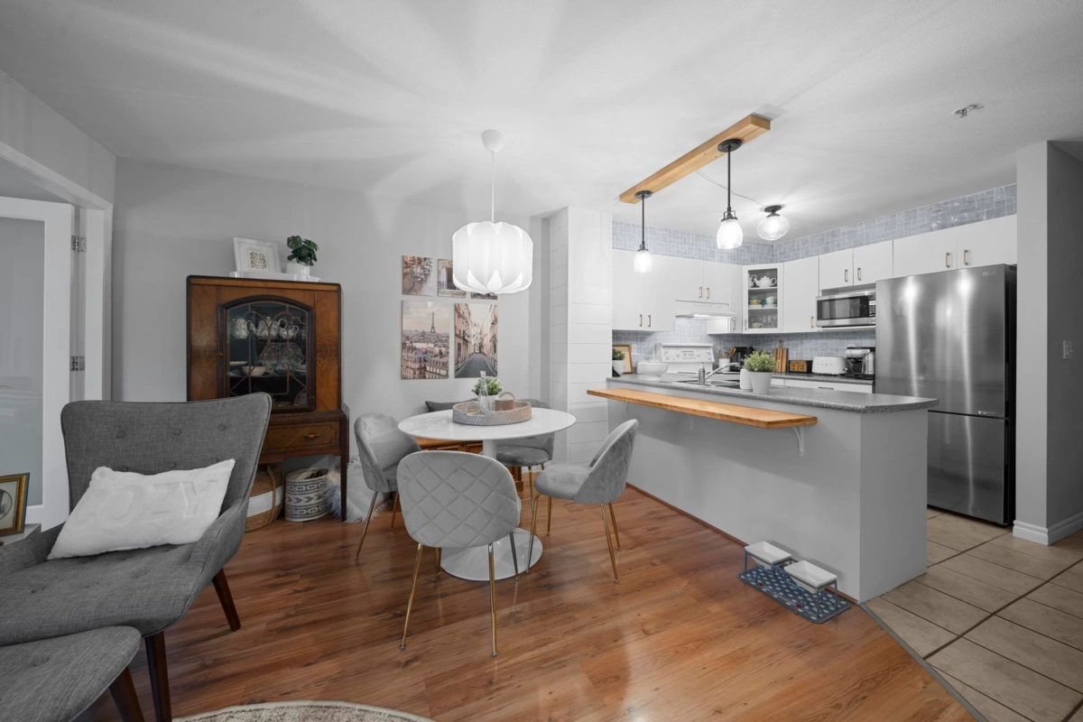 Kitchen Photo of 215 6359 198th Street, Langley, BC