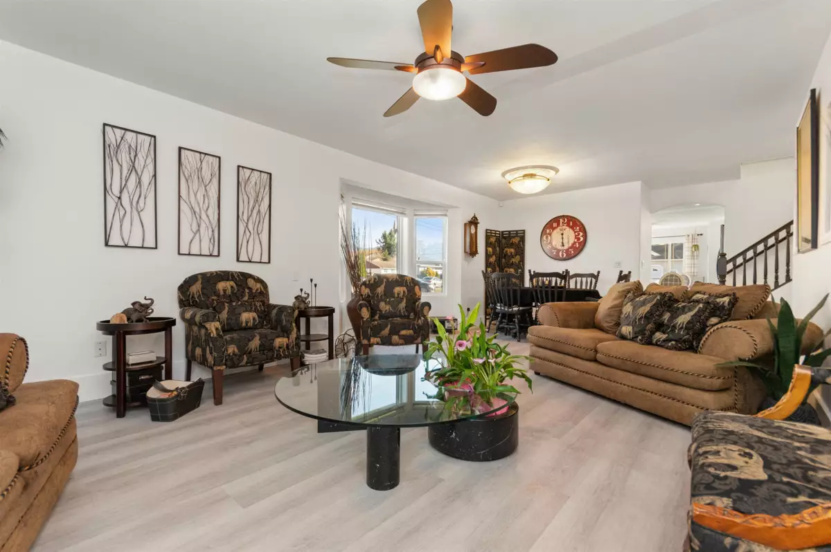 Bedroom 2 Photo of 7 8979 Broadway Street, Chilliwack, BC