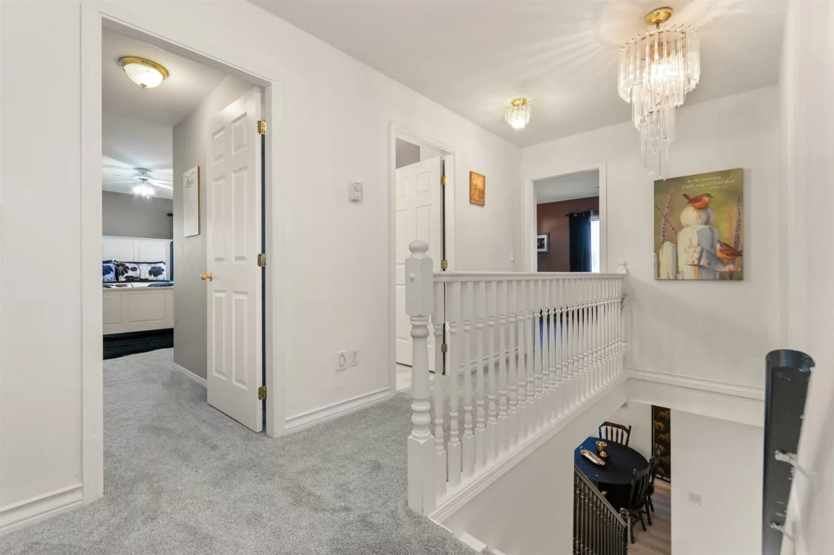 Entry Foyer Photo of 7 8979 Broadway Street, Chilliwack, BC