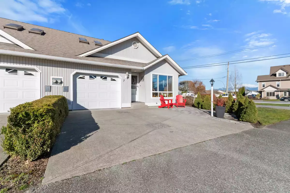 Exterior Rear Photo of 7 8979 Broadway Street, Chilliwack, BC