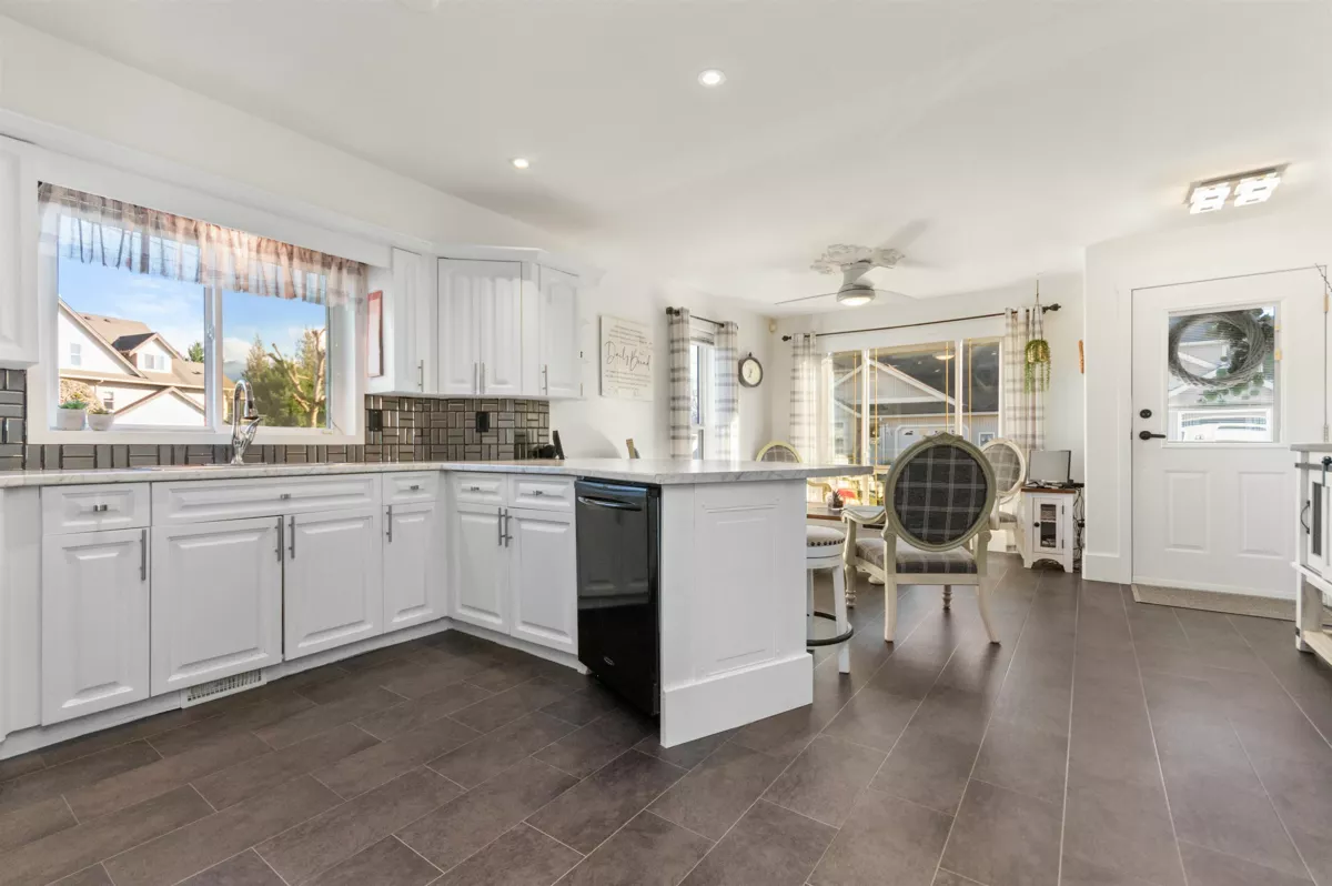 Pantry Photo of 7 8979 Broadway Street, Chilliwack, BC