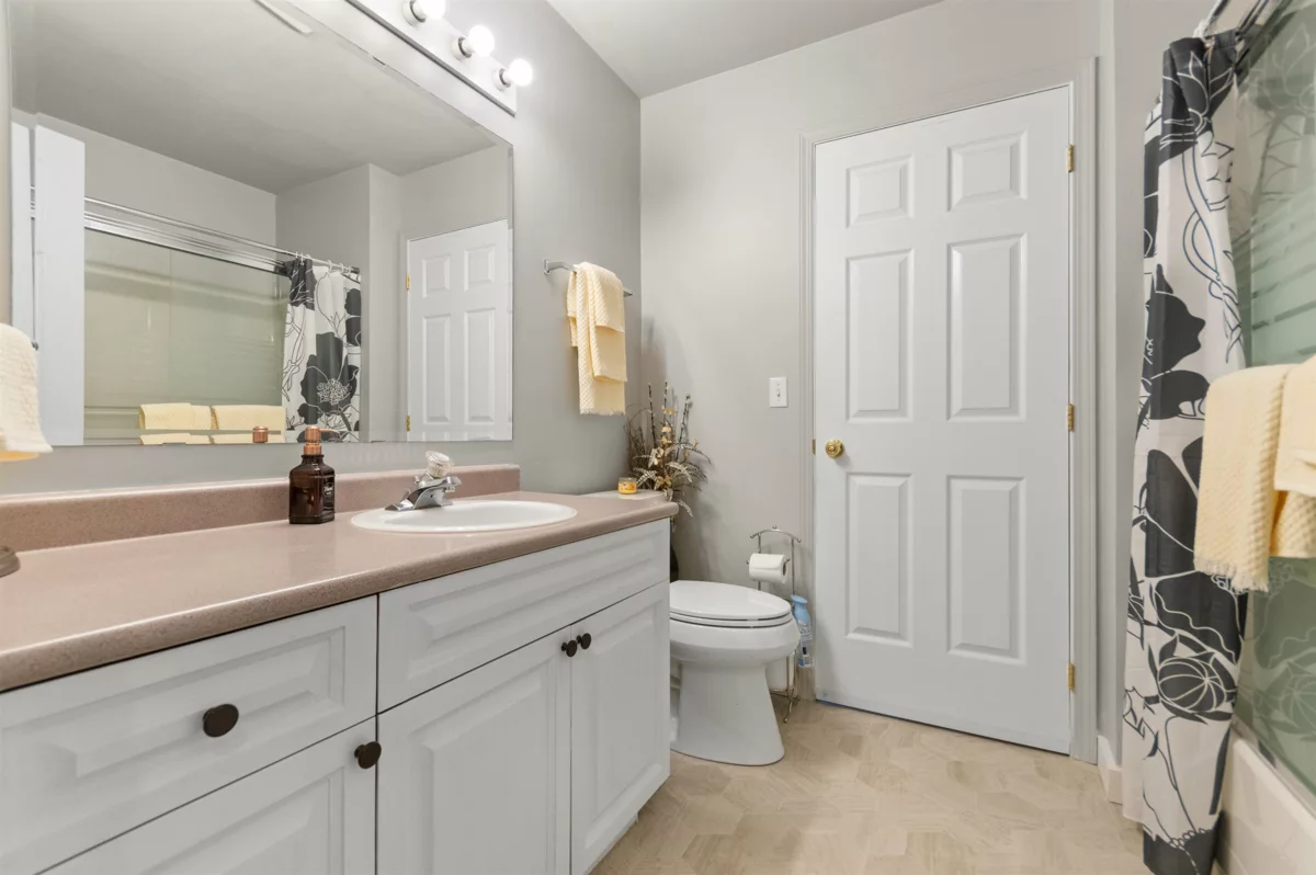 Staircase Photo of 7 8979 Broadway Street, Chilliwack, BC