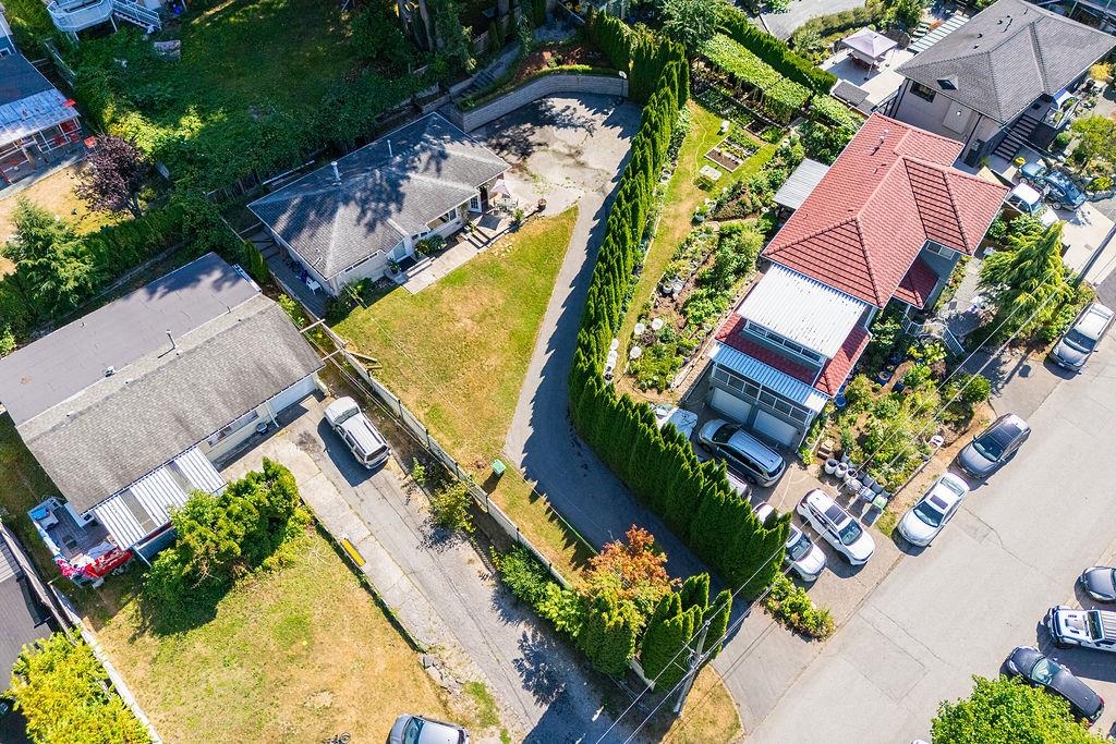 Living Room Photo of 11458 139 Street, Surrey, BC