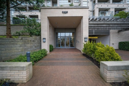 312 9329 University, Burnaby, BC