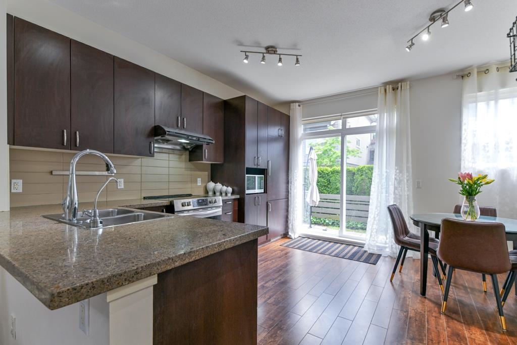 Breakfast Nook Photo of 90 2729 158 Street, Surrey, BC