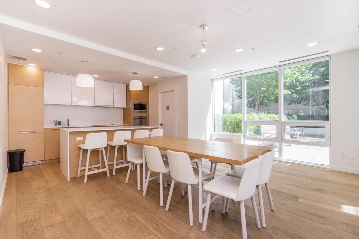 Loft / Bonus Room Photo of 2105 13438 Central Avenue, Surrey, BC