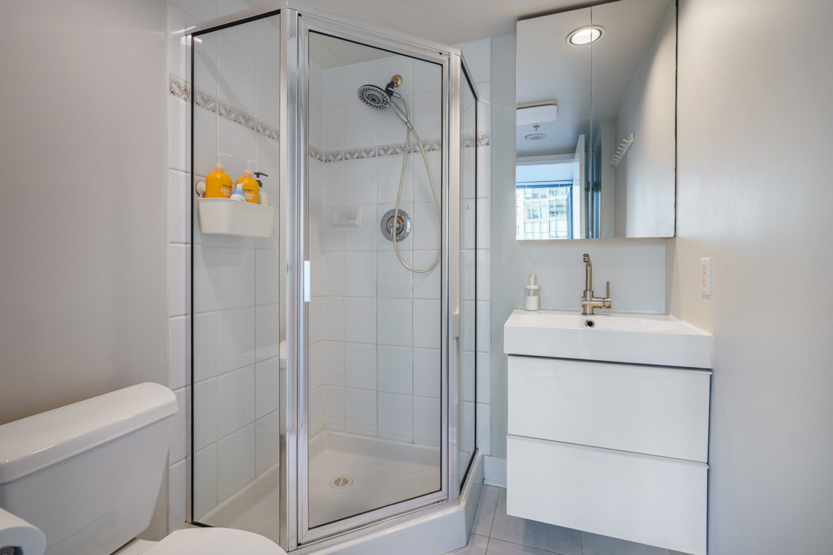 Breakfast Nook Photo of 1706 1367 Alberni Street, Vancouver, BC