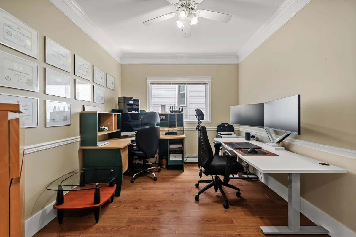 Basement Recreation Room Photo of 15350 82 Avenue, Surrey, BC