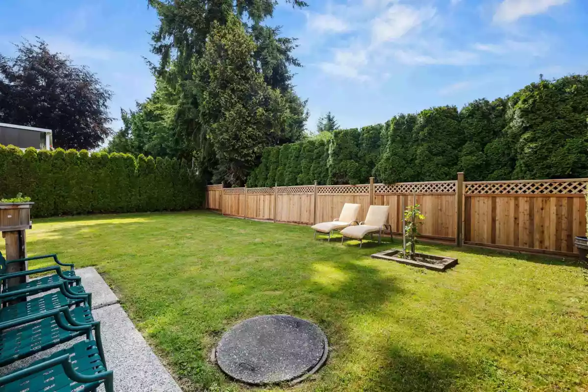 Fitness Center Photo Near 15350 82 Avenue, Surrey, BC