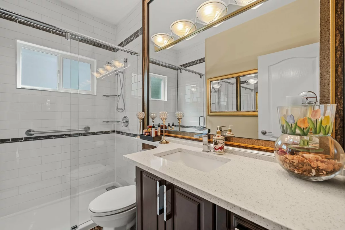 Loft / Bonus Room Photo of 15350 82 Avenue, Surrey, BC