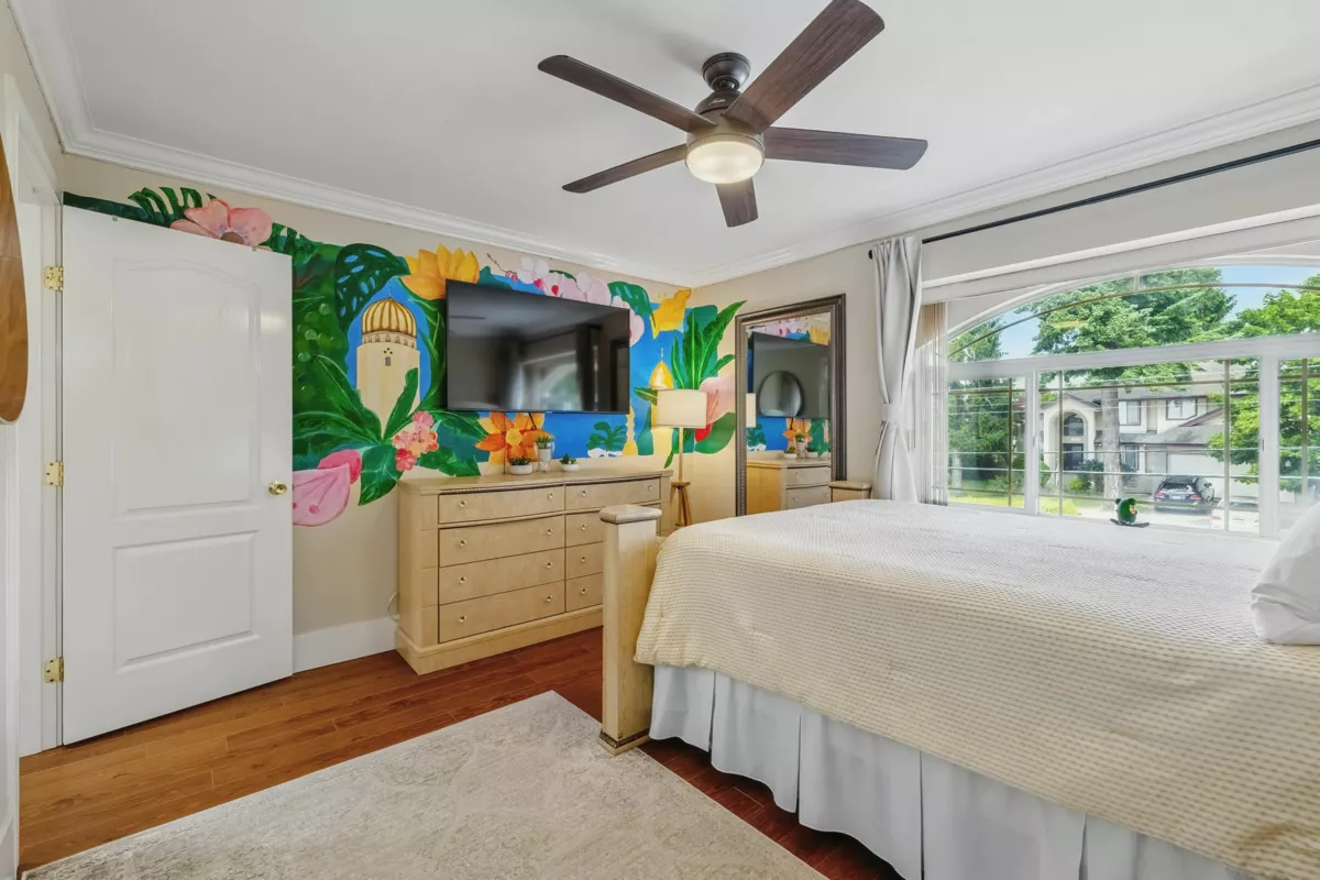 Outdoor Deck Photo of 15350 82 Avenue, Surrey, BC