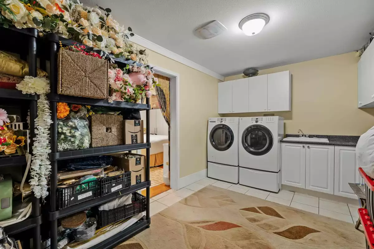 Outdoor Kitchen Photo of 15350 82 Avenue, Surrey, BC