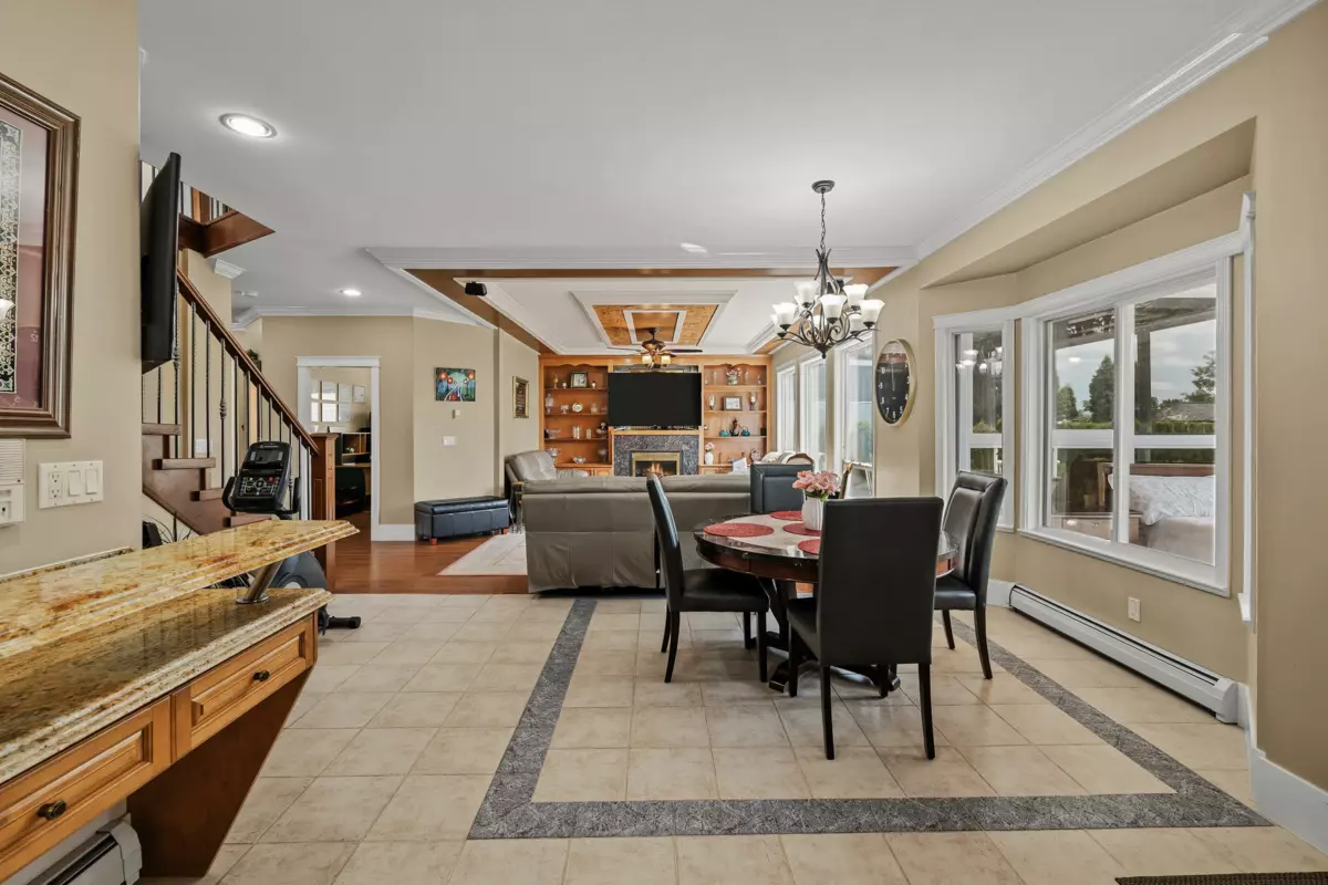 Primary Bedroom Photo of 15350 82 Avenue, Surrey, BC