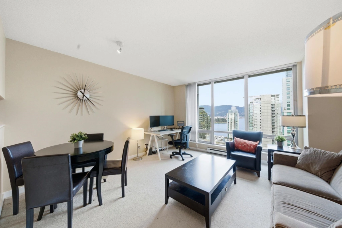 Kitchen Island Photo of 1903 1288 W Georgia Street, Vancouver, BC
