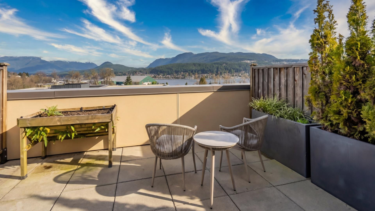 Outdoor Deck Photo of 2304 St Andrews Street, Port Moody, BC