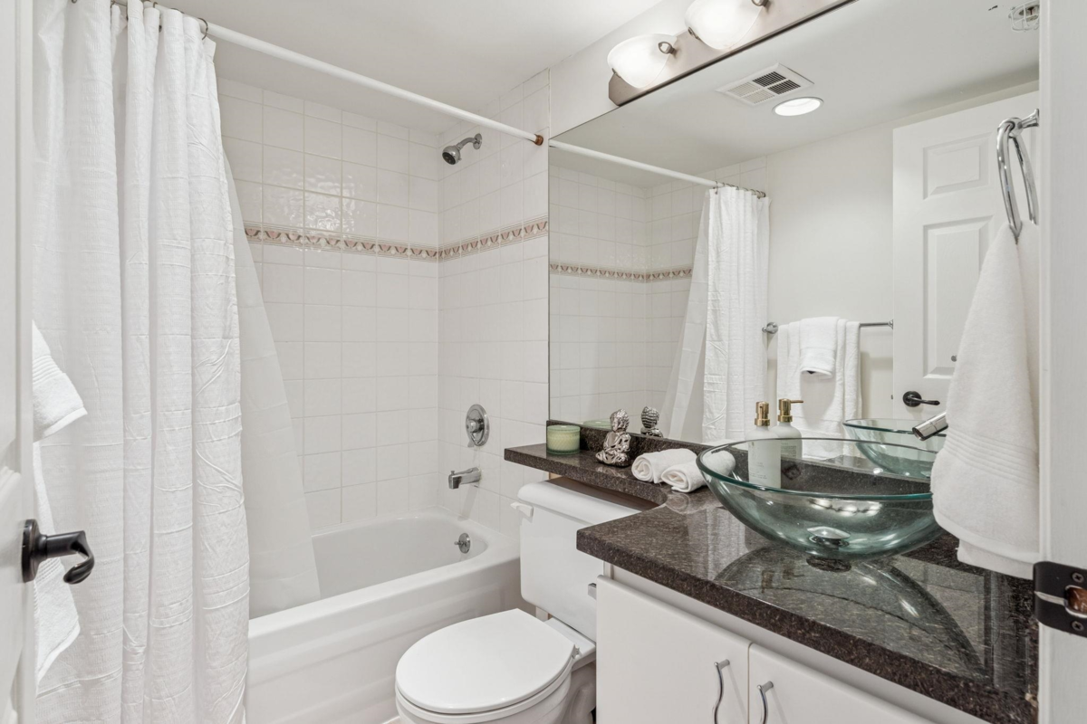 Bedroom 4 Photo of 1202 1188 Richards Street, Vancouver, BC