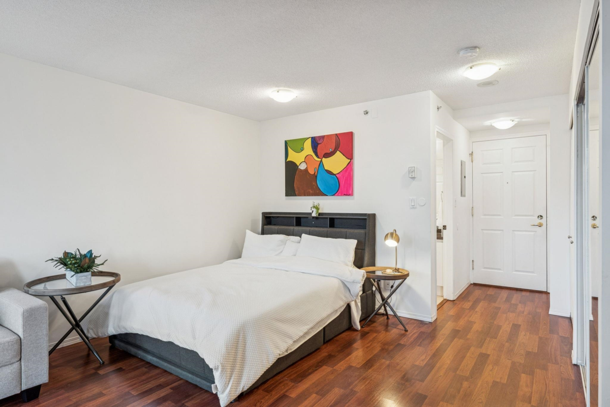 Living Room Photo of 1202 1188 Richards Street, Vancouver, BC