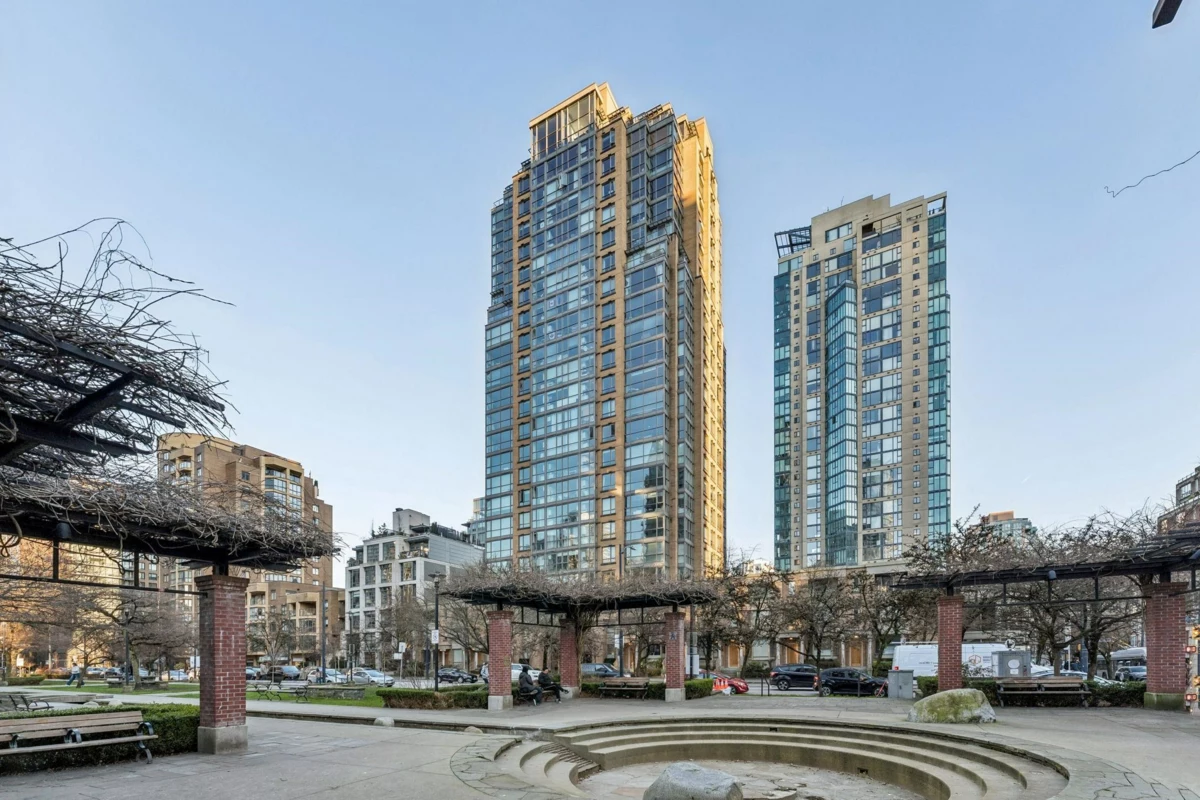 Mudroom Photo of 1202 1188 Richards Street, Vancouver, BC