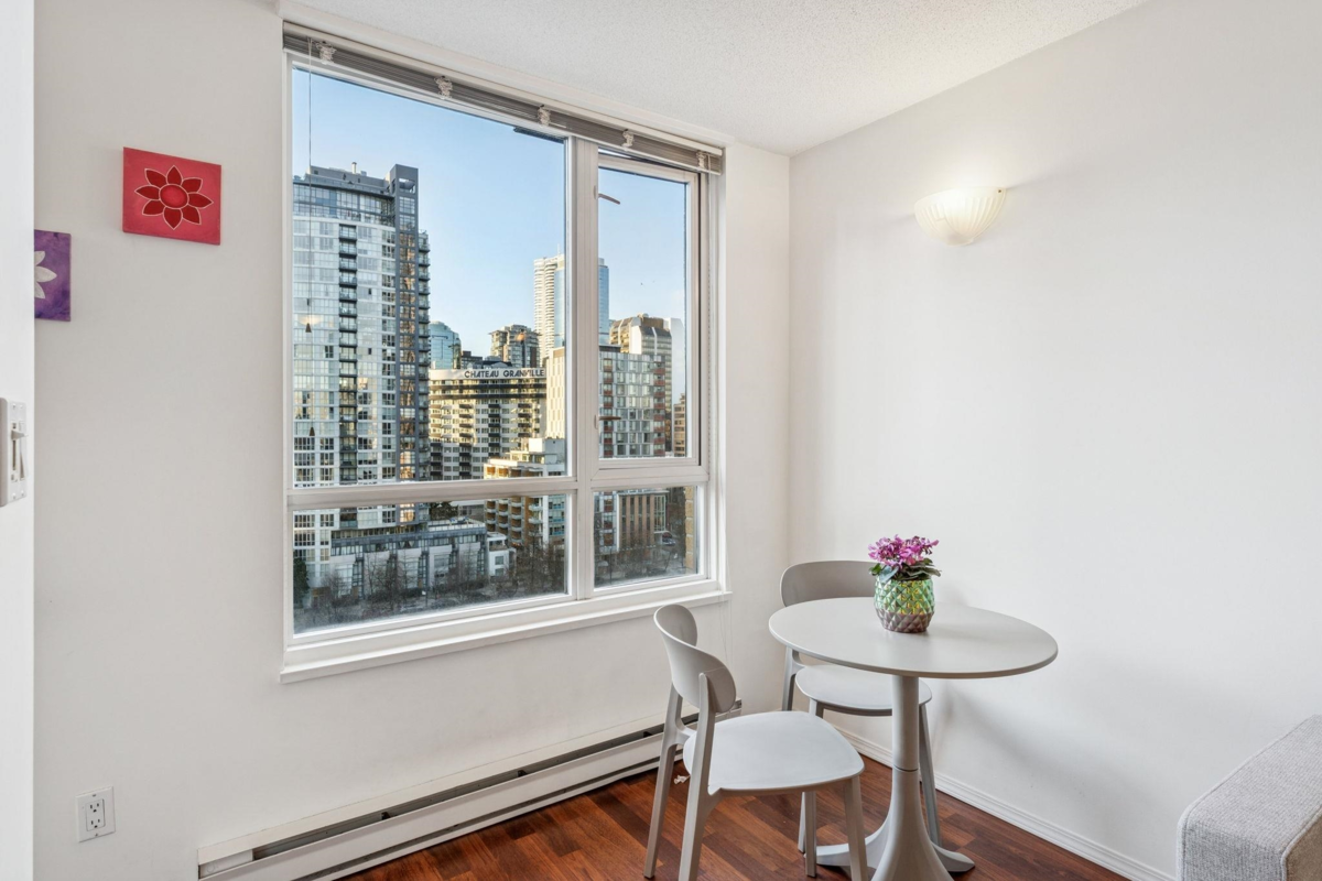 Primary Bathroom Photo of 1202 1188 Richards Street, Vancouver, BC