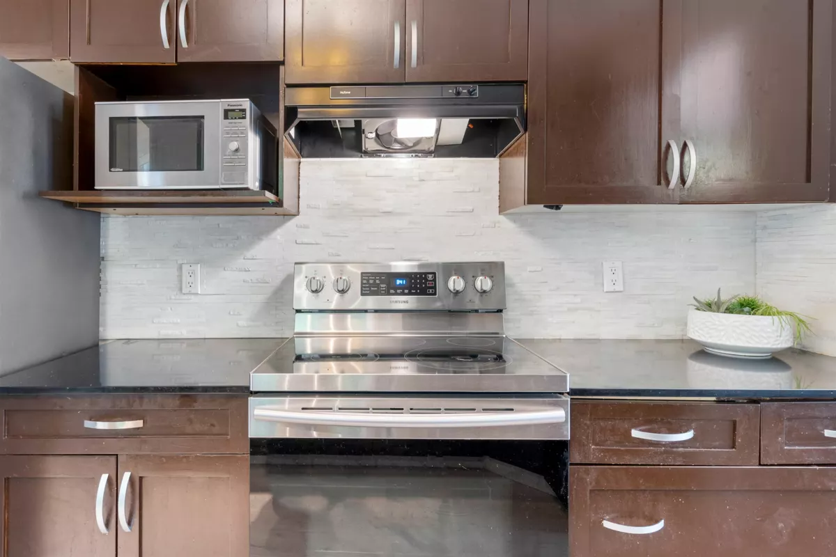 Guest Bathroom Photo of 869 Seymour Boulevard, North Vancouver, BC