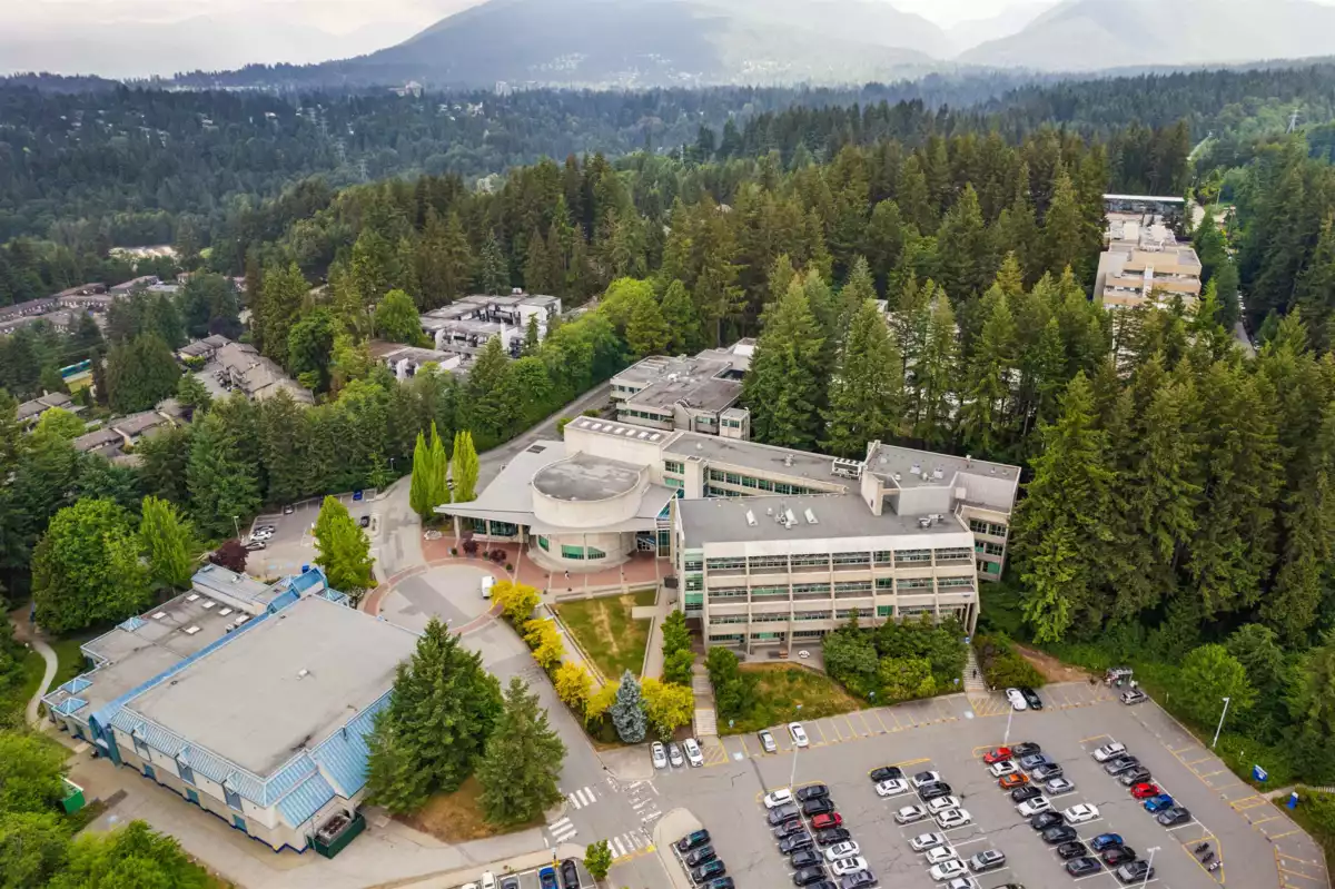 Hot Tub / Spa Photo of 869 Seymour Boulevard, North Vancouver, BC