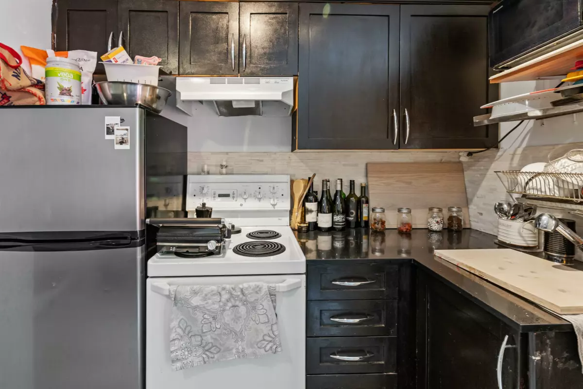 Outdoor Patio Photo of 869 Seymour Boulevard, North Vancouver, BC