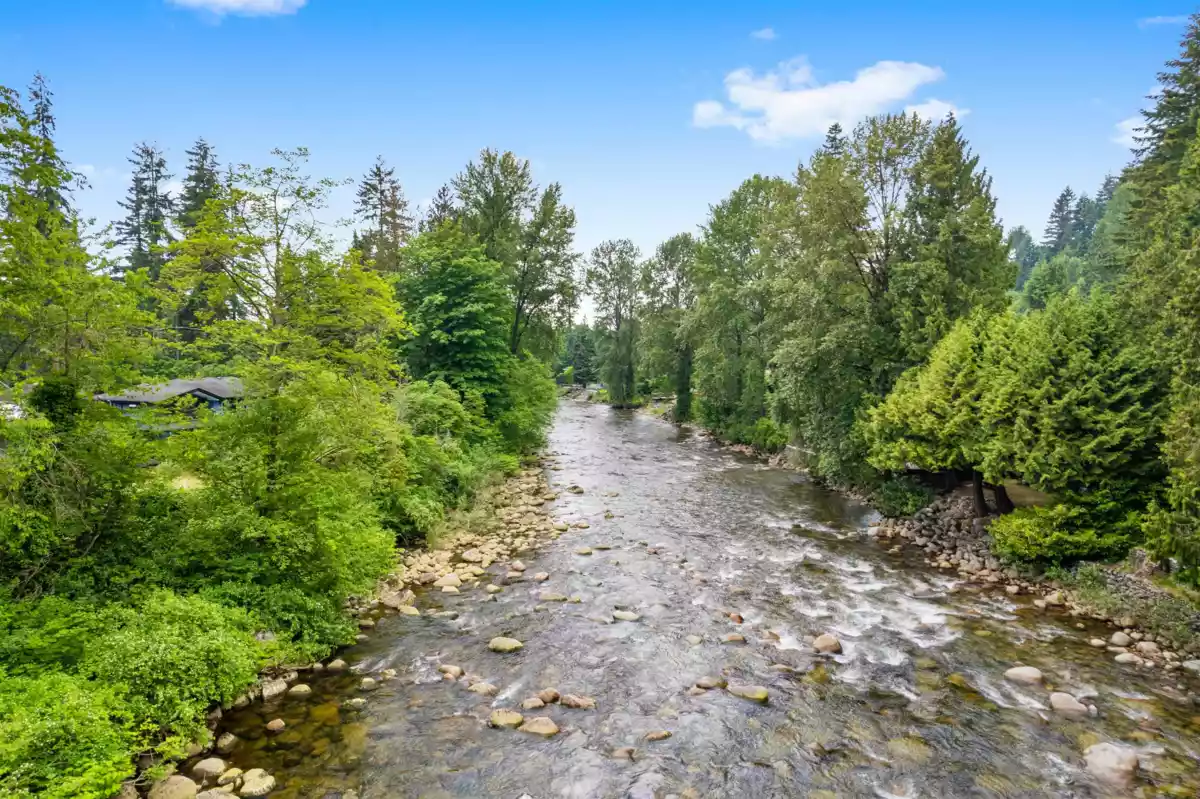 Street View Photo of 869 Seymour Boulevard, North Vancouver, BC