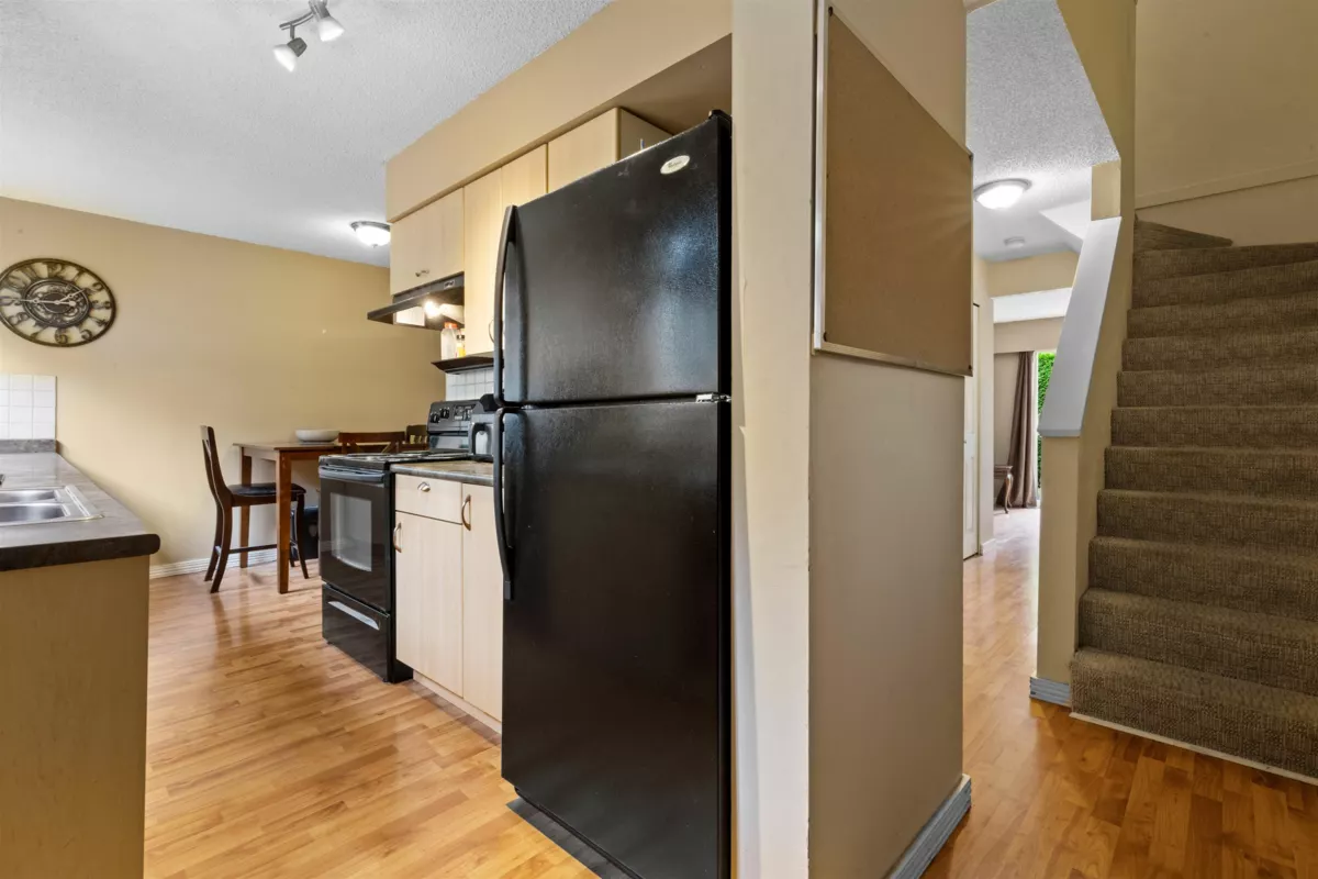Dining Area Photo of 75 45185 Wolfe Road, Chilliwack, BC
