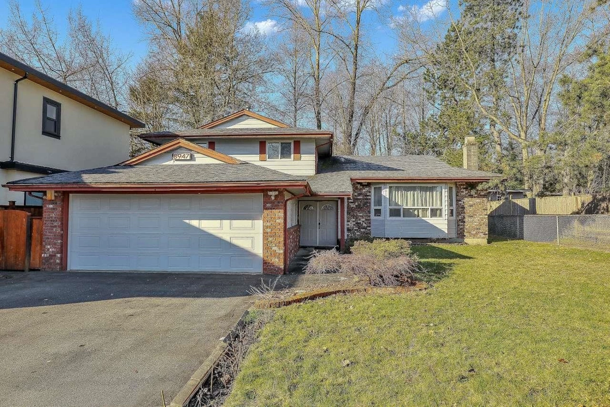 Living Room Photo of 8947 Ursus Crescent Crescent, Surrey, BC