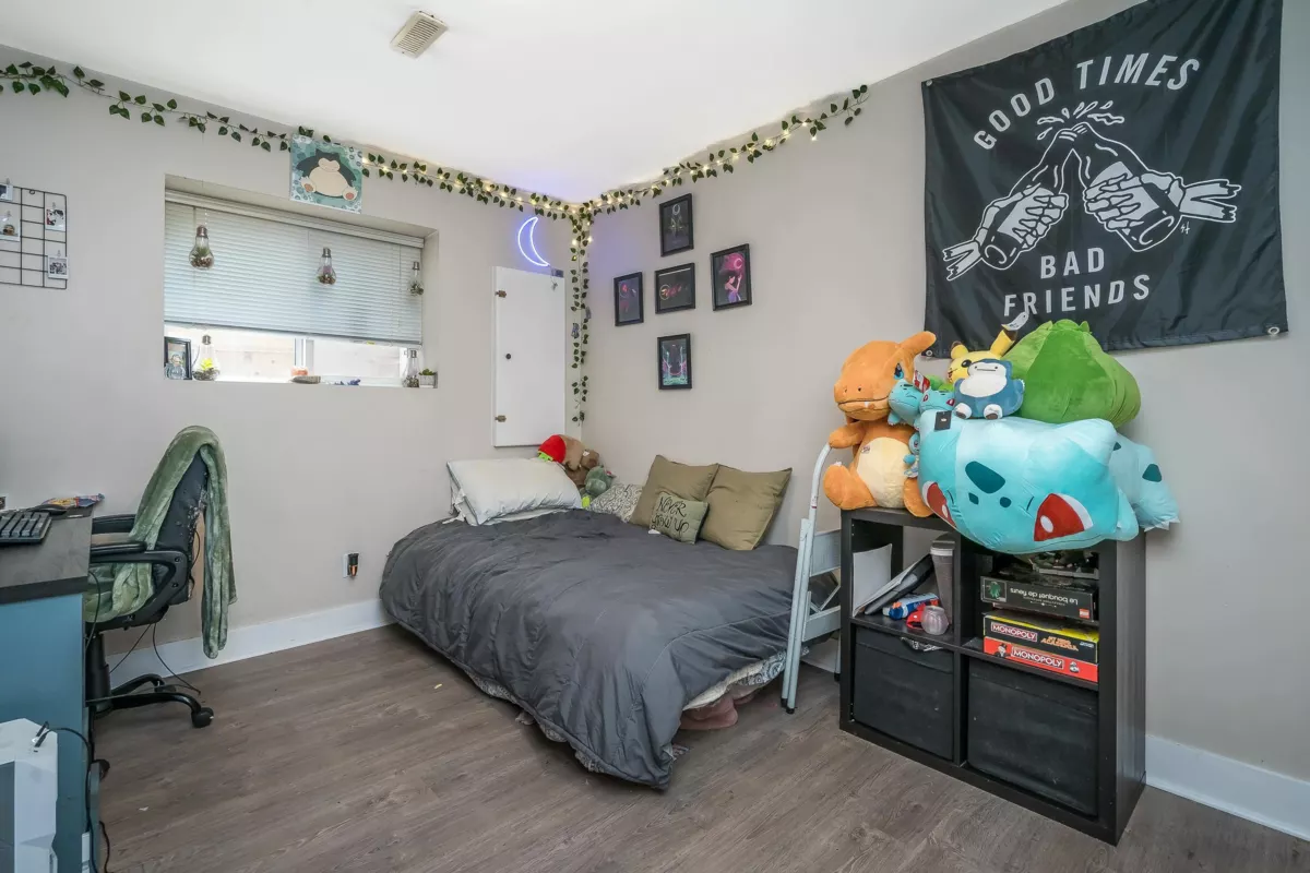 Bedroom 4 Photo of 19232 68a Avenue, Surrey, BC