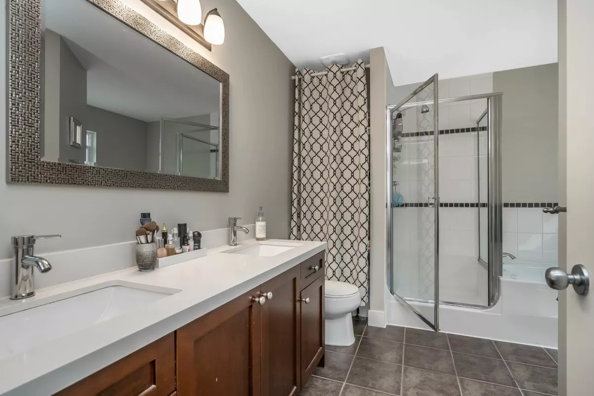 Pantry Photo of 19232 68a Avenue, Surrey, BC