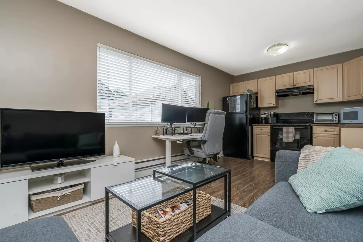 Powder Room Photo of 19232 68a Avenue, Surrey, BC