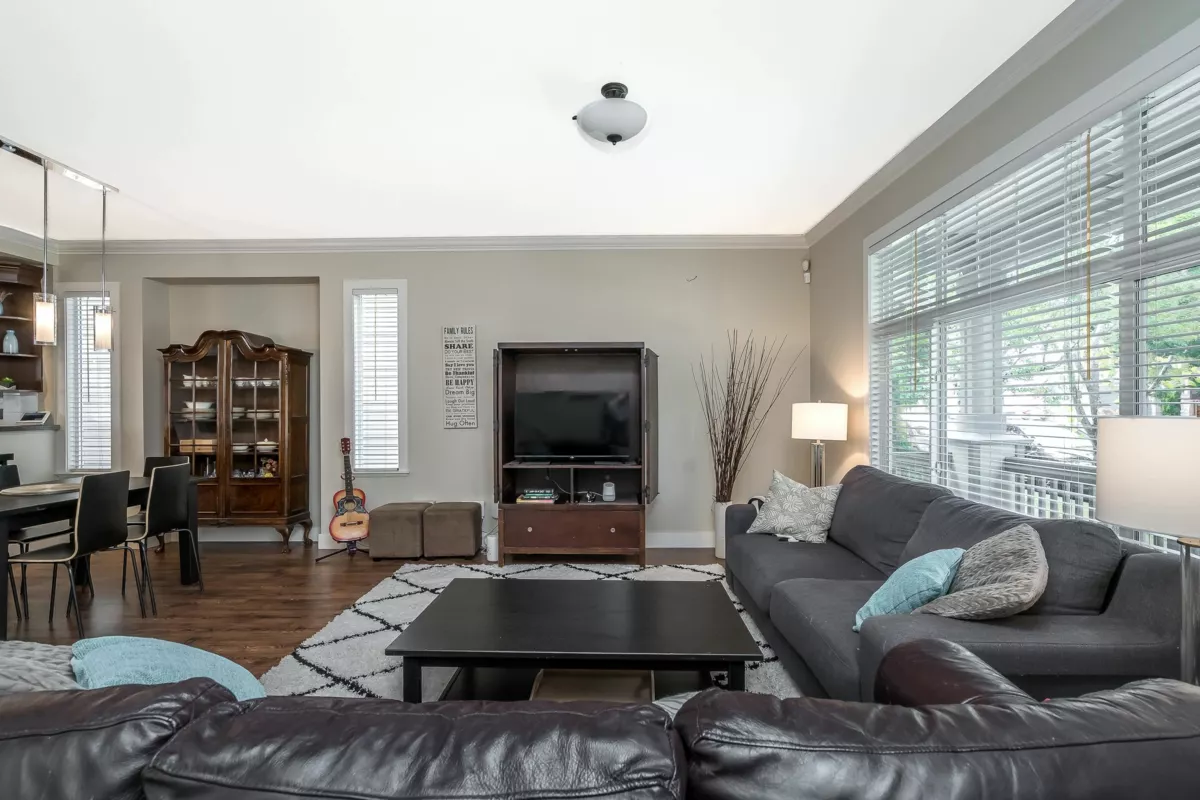 Staircase Photo of 19232 68a Avenue, Surrey, BC