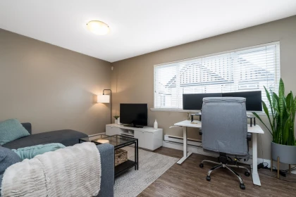 Office / Den Photo of 19232 68a Avenue, Surrey, BC