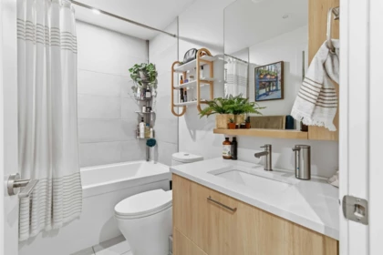 Powder Room Photo of 312 31900 Raven Avenue, Mission, BC