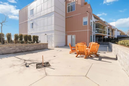 Swimming Pool Photo of 312 31900 Raven Avenue, Mission, BC