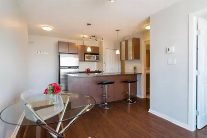 2201 1155 Seymour Street, Vancouver, BC, Vancouver — Apartment/Condo for sale