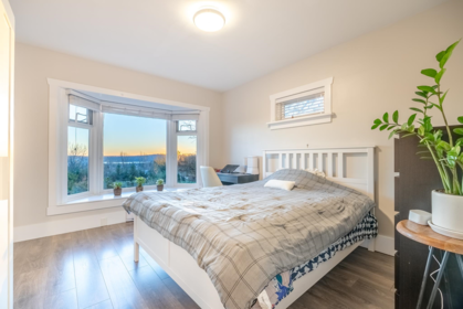 Laundry Room Photo of 1275 W Keith Road, North Vancouver, BC