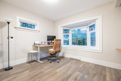 Mudroom Photo of 1275 W Keith Road, North Vancouver, BC