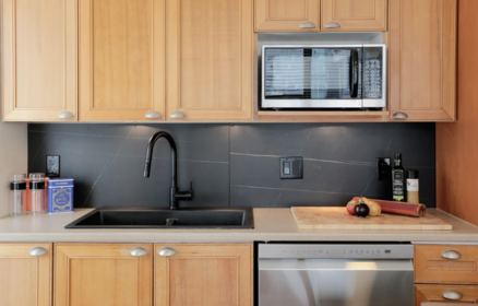 Breakfast Nook Photo of 1001 1723 Alberni Street, Vancouver, BC