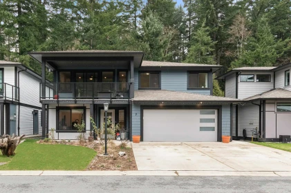 7 21196 Kettle Valley Road, Hope, BC, Kawkawa Lake — 3 bed single family residence for sale